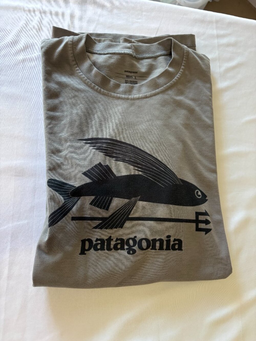 Patagonia Shirt Mens Large Gray Tee Flying Fish Outdoor